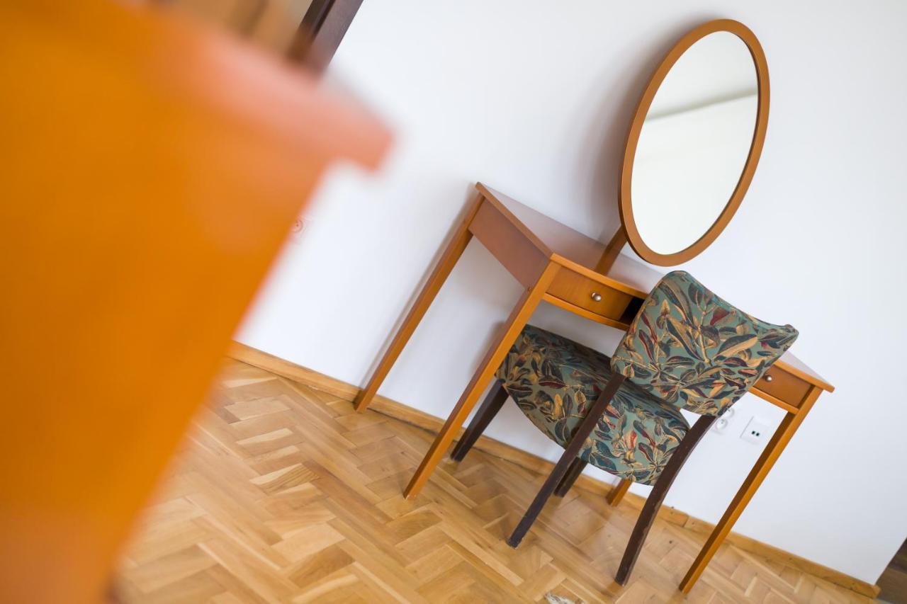Luxusni Velky Apartman S Terasou V Centru Litomysle Eksteriør bilde