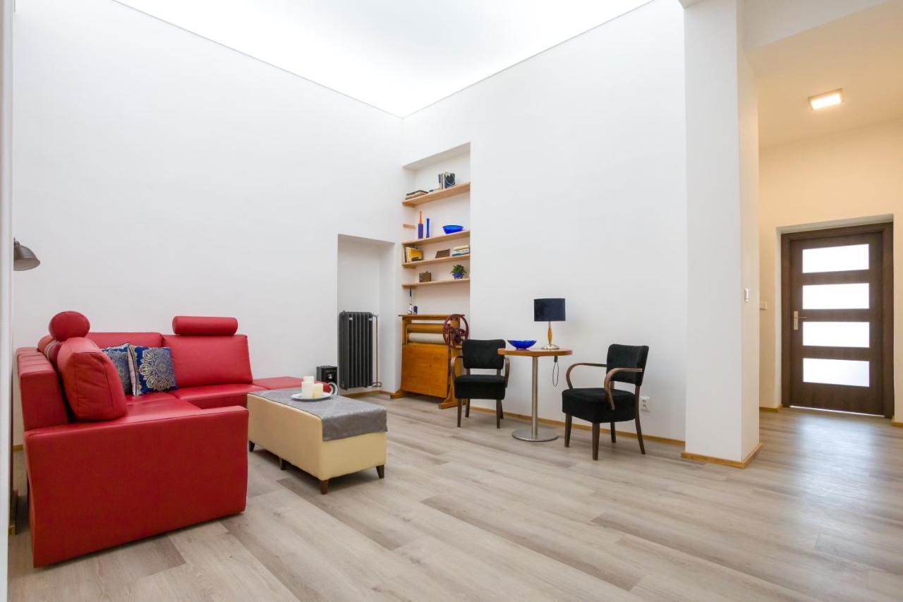 Luxusni Velky Apartman S Terasou V Centru Litomysle Eksteriør bilde